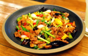 platos de comida tailandesa